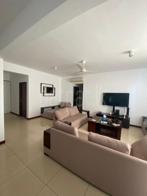 Furnished Apartment for Rent in Slave Island (Colombo 02)