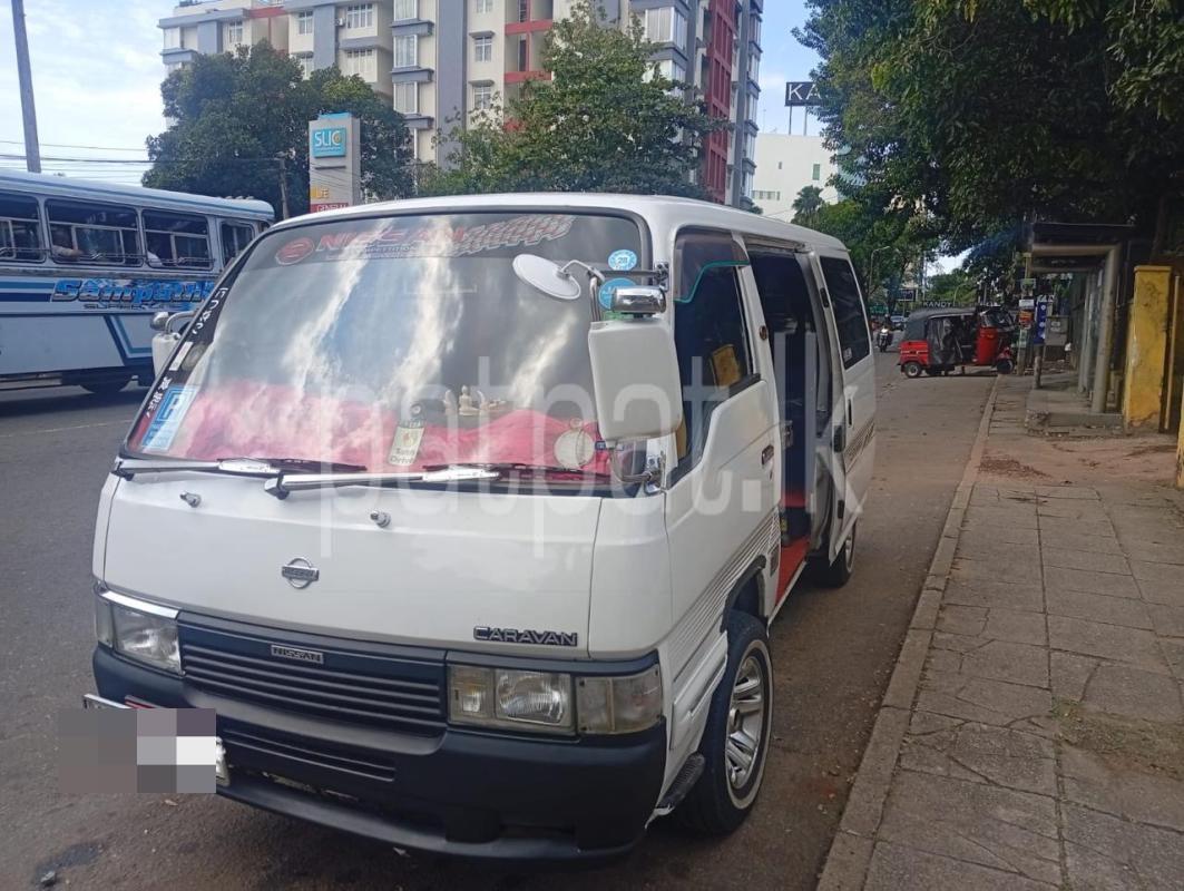 Nissan Caravan 1995 - භාවිතා කරන ලද වෑන් රථය sale in Sri Lanka - patpat.lk