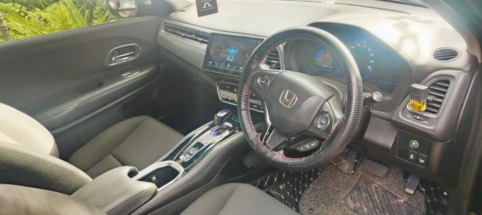 Honda Vezel 2014 - Used SUV sale in Sri Lanka - patpat.lk