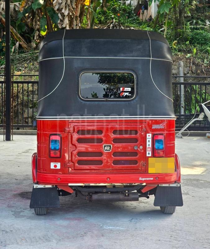 Bajaj 4 stroke 2019 - பயன்படுத்தப்பட்டது முச்சக்கர வண்டி sale in Sri Lanka - patpat.lk