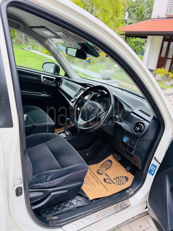 Toyota Axio 2015 - பயன்படுத்தப்பட்டது கார் sale in Sri Lanka - patpat.lk