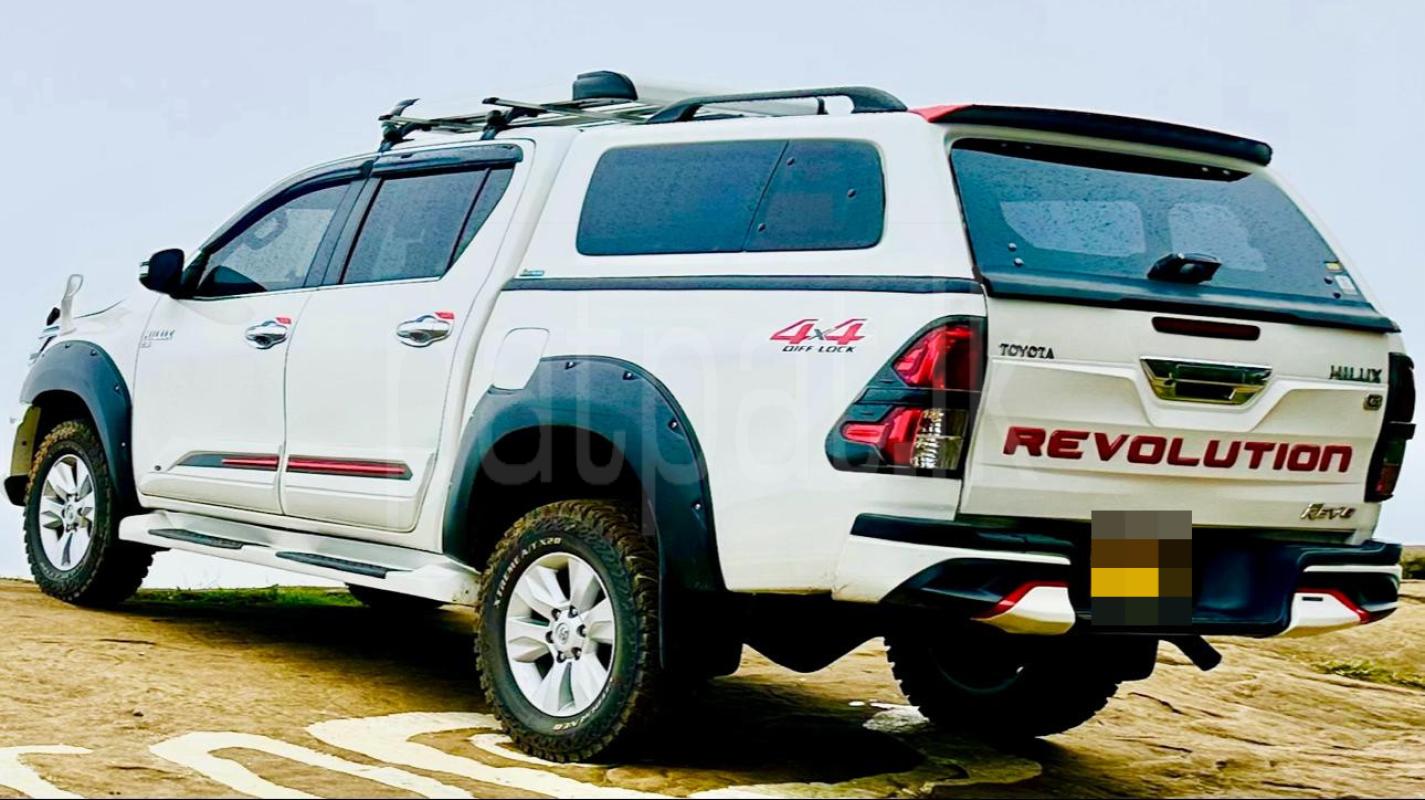 Advertisement image 4