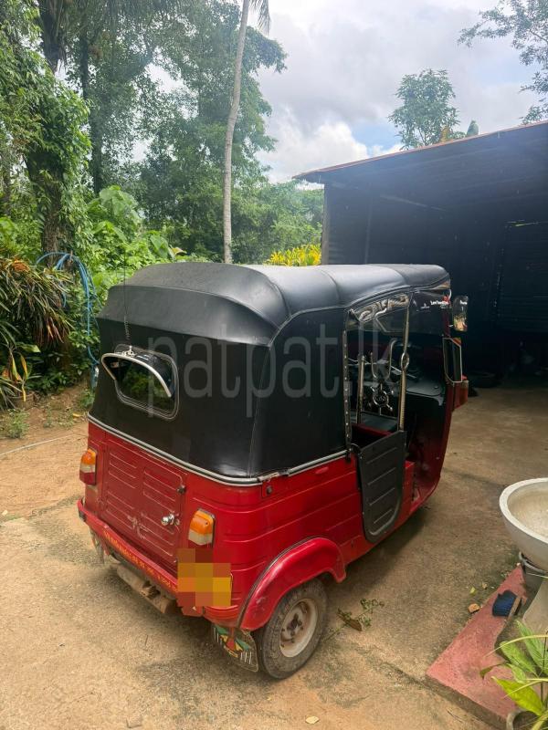 Bajaj 4 stroke 2012 - பயன்படுத்தப்பட்டது முச்சக்கர வண்டி sale in Sri Lanka - patpat.lk