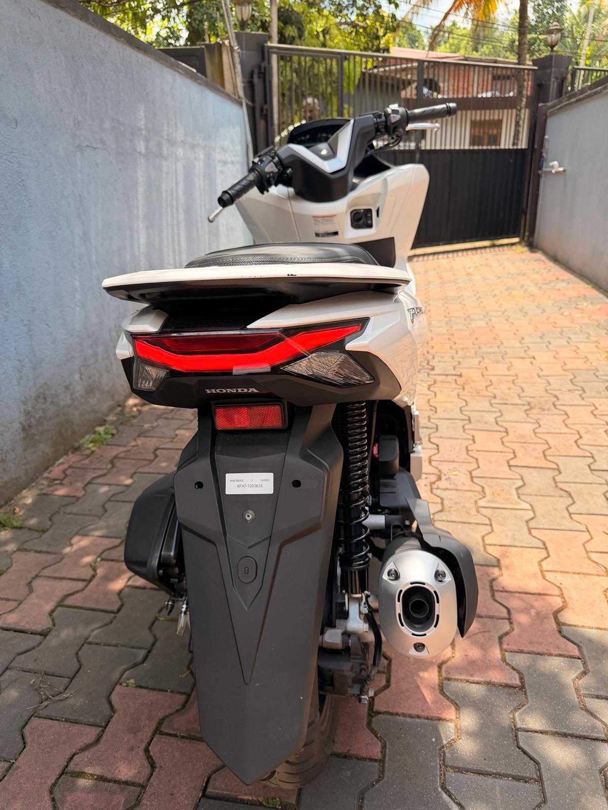 Honda PCX 2026 - Brand New Bike sale in Sri Lanka - patpat.lk