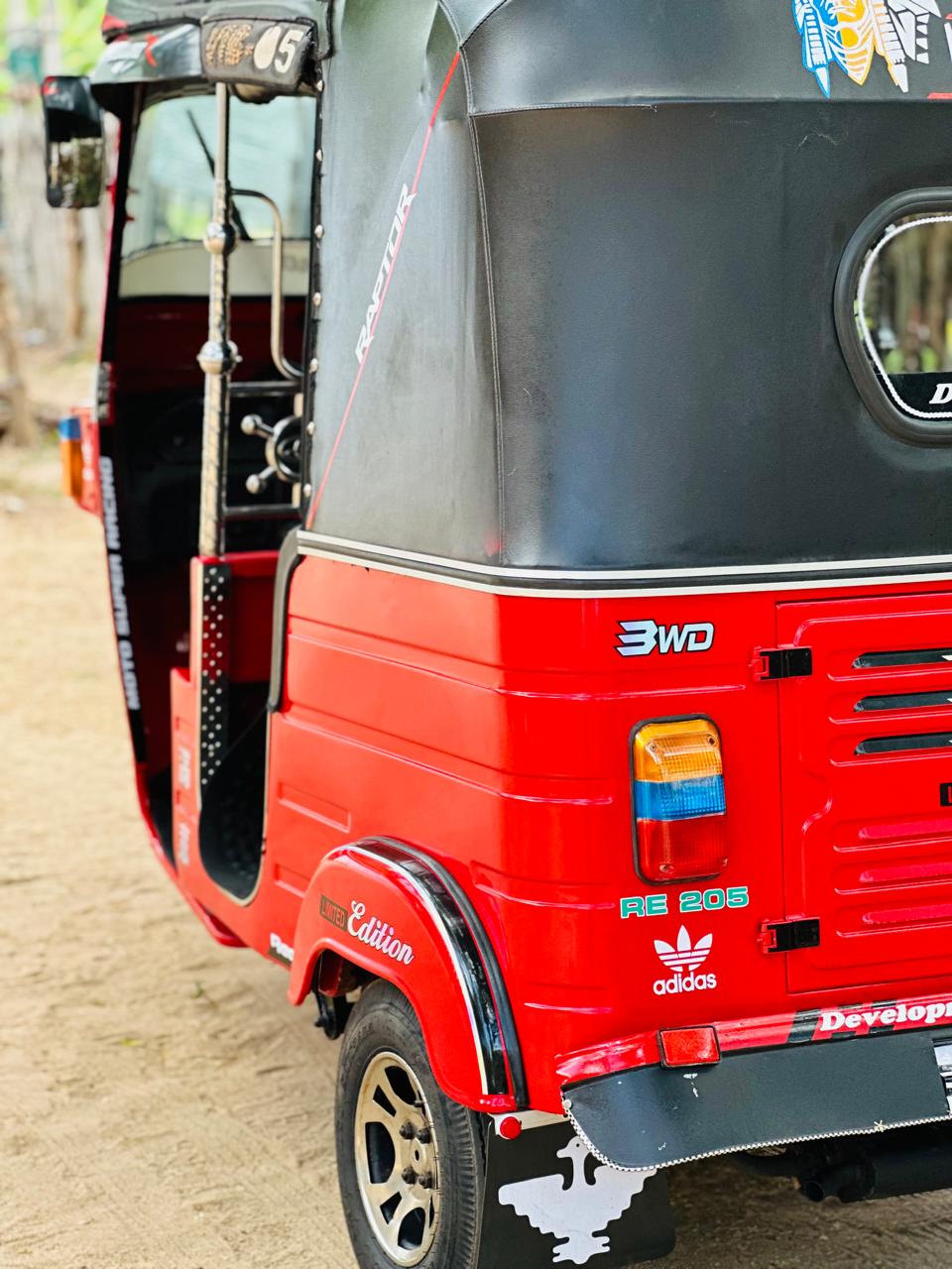 Bajaj Three Wheel 2012 - பயன்படுத்தப்பட்டது முச்சக்கர வண்டி sale in Sri Lanka - patpat.lk