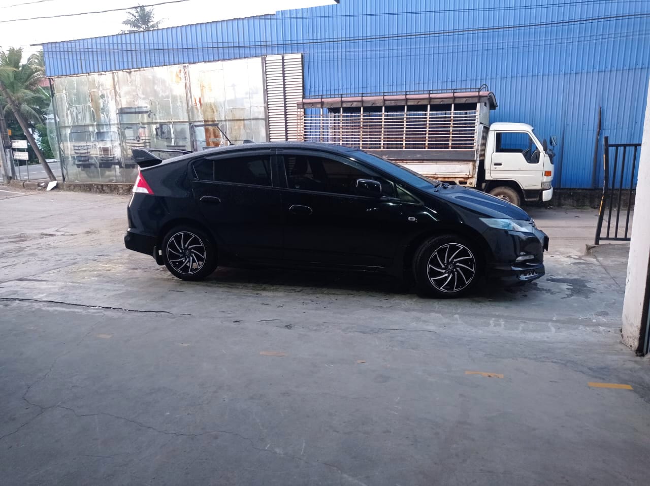 Honda Insight 2011 - பயன்படுத்தப்பட்டது கார் sale in Sri Lanka - patpat.lk