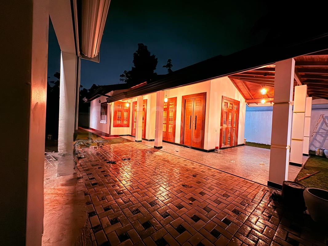 premium-listing-image