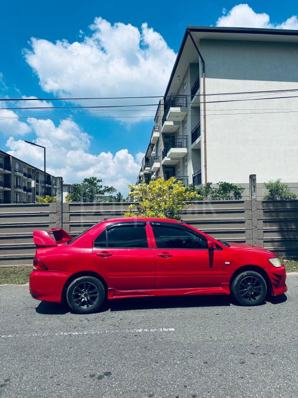 Advertisement image 1