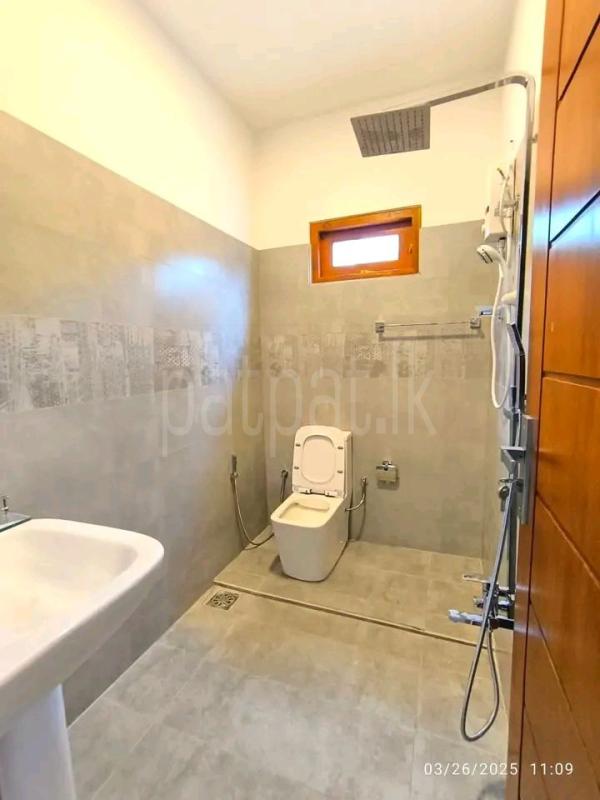 House for Sale in Athurugiriya