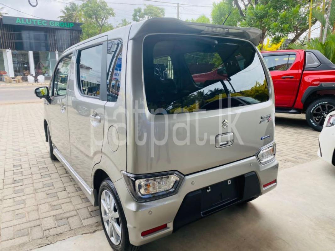 Advertisement image 4