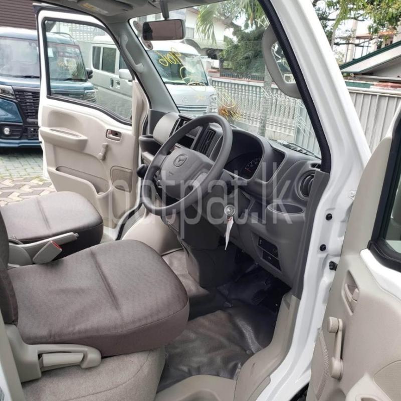 Advertisement image 4