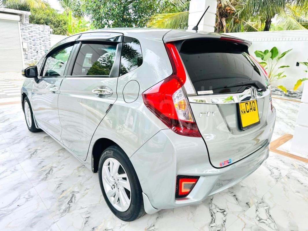 Advertisement image 6