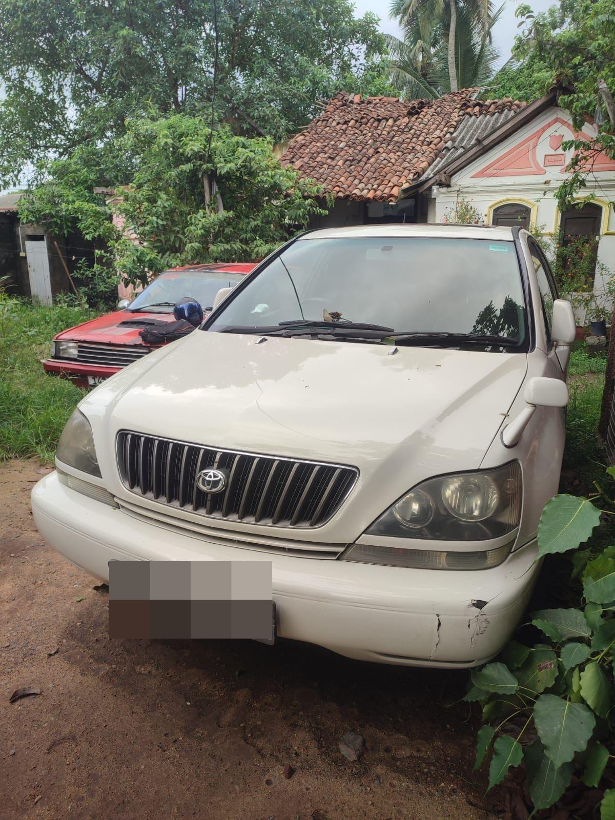 Toyota Harrier 1999 - பயன்படுத்தப்பட்டது SUV sale in Sri Lanka - patpat.lk
