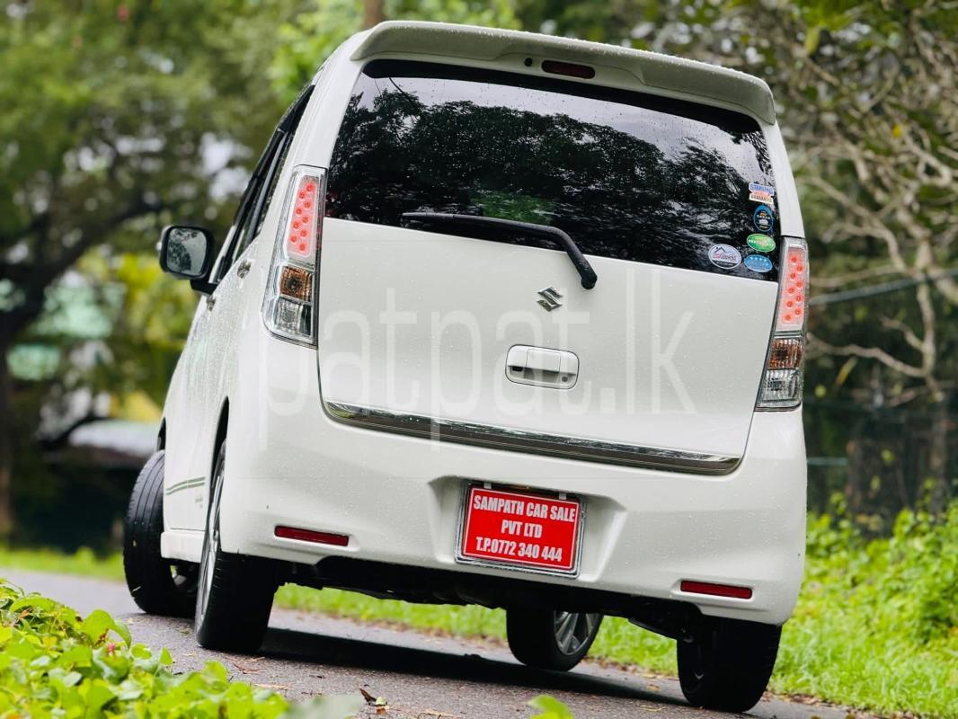 Advertisement image 4