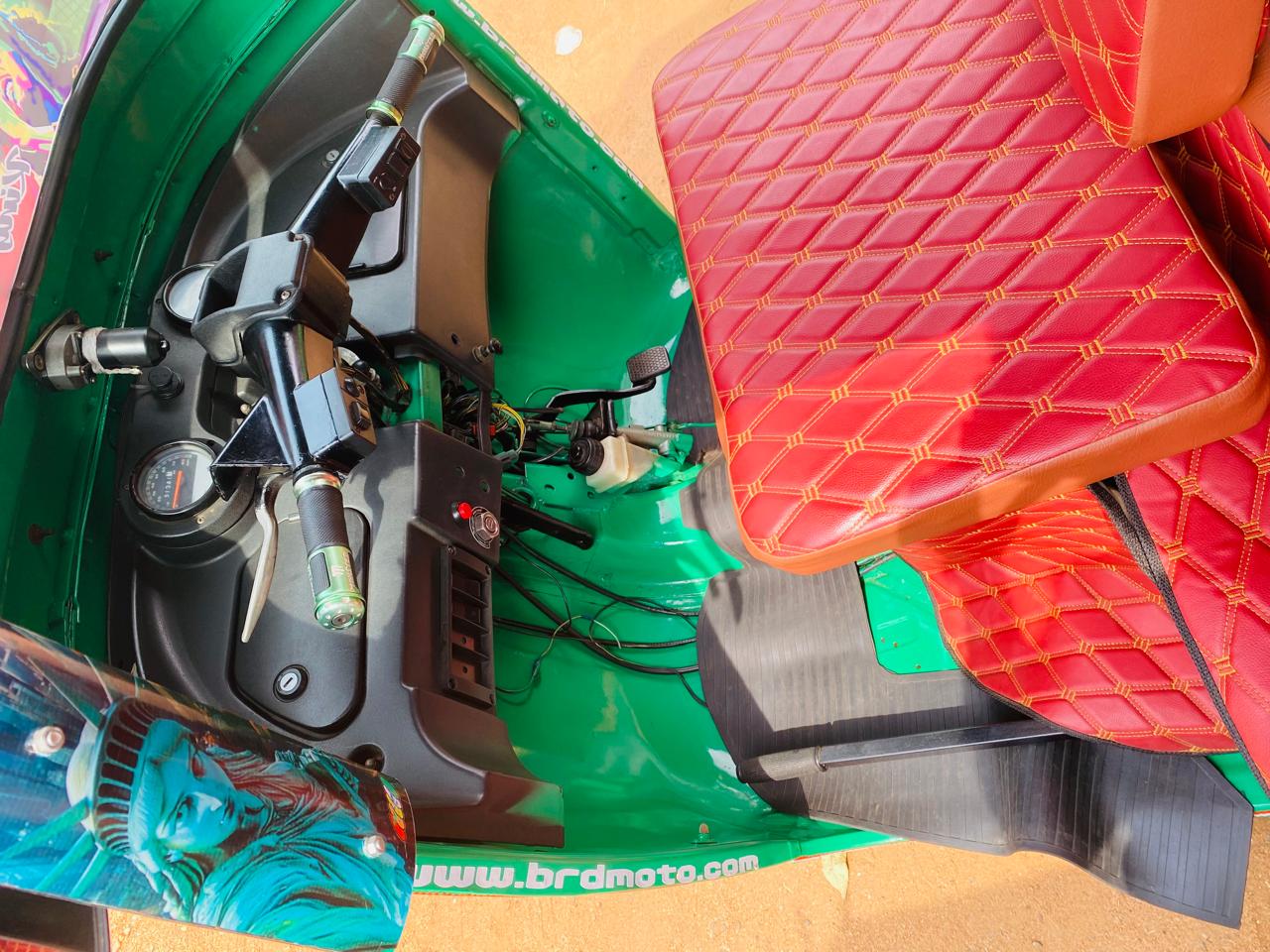 Bajaj Three Wheel 2010 - භාවිතා කරන ලද ත්‍රිරෝද රථය sale in Sri Lanka - patpat.lk