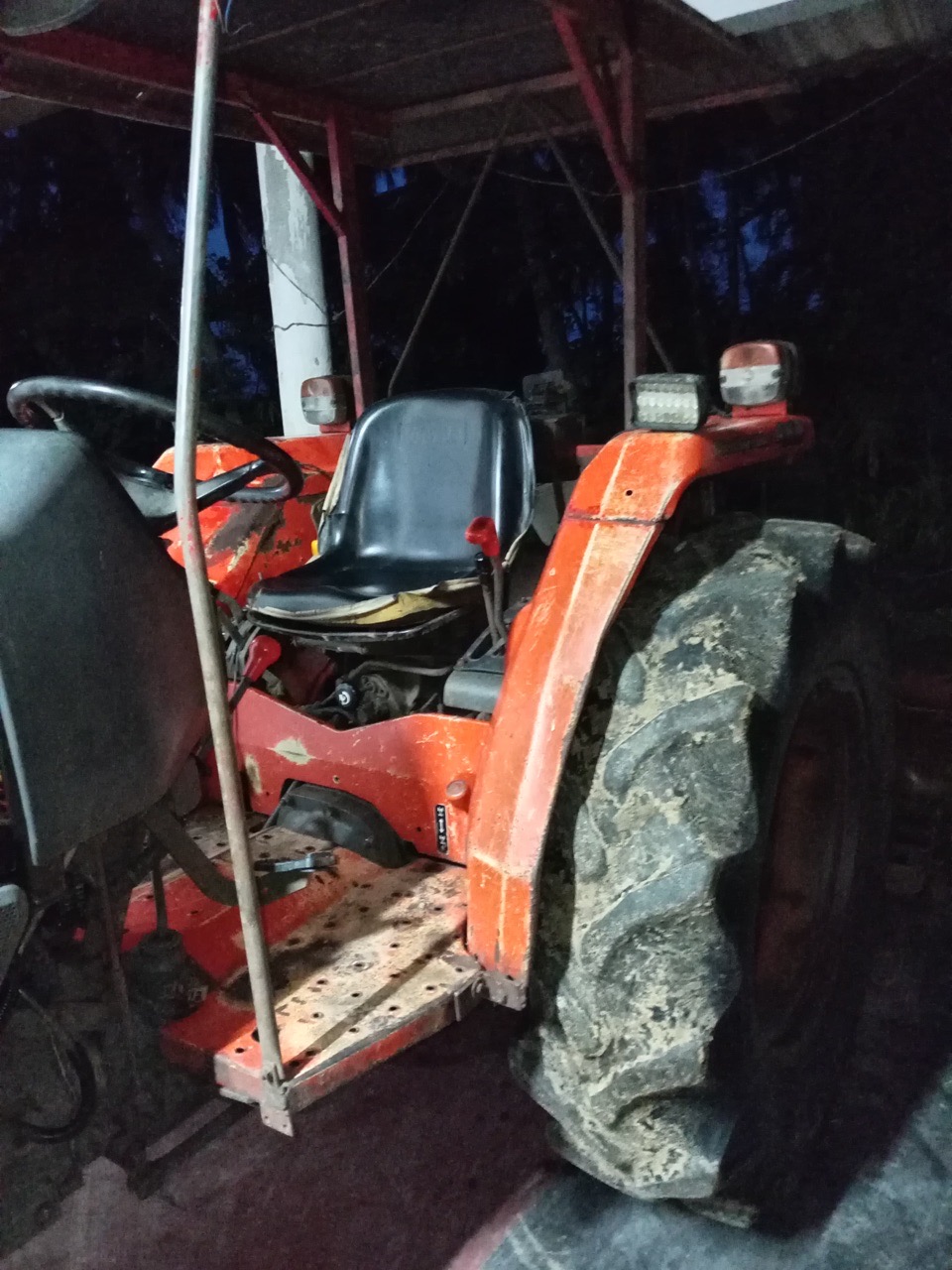 Kubota Tractor 2015 - பயன்படுத்தப்பட்டது நிலம் sale in Sri Lanka - patpat.lk
