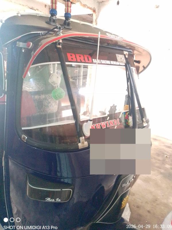 Bajaj Three Wheel 2010 - பயன்படுத்தப்பட்டது முச்சக்கர வண்டி sale in Sri Lanka - patpat.lk