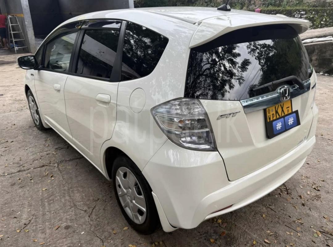 Honda Fit 2012 - பயன்படுத்தப்பட்டது கார் sale in Sri Lanka - patpat.lk