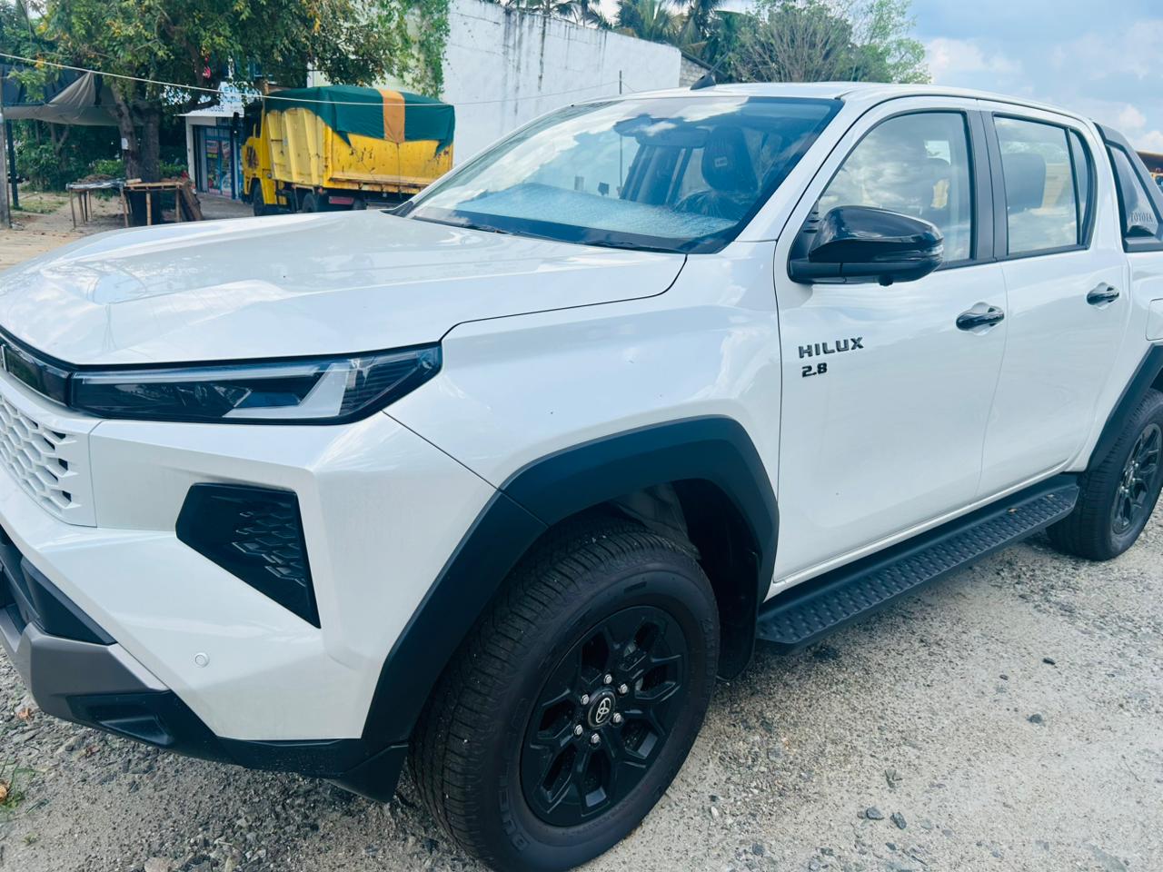 Toyota Hilux 2025 - Brand New Pick-up  sale in Sri Lanka - patpat.lk