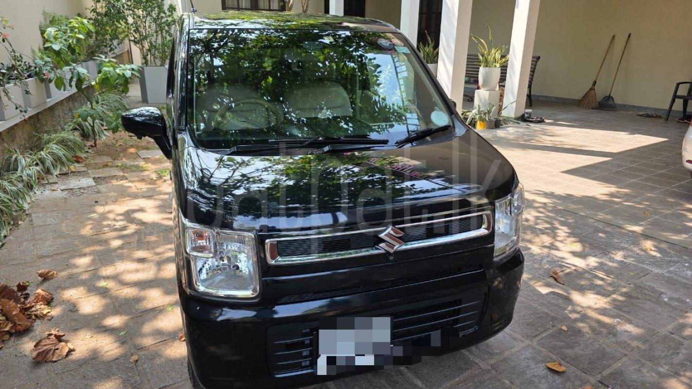 Suzuki Wagon R 2017 - பயன்படுத்தப்பட்டது கார் sale in Sri Lanka - patpat.lk