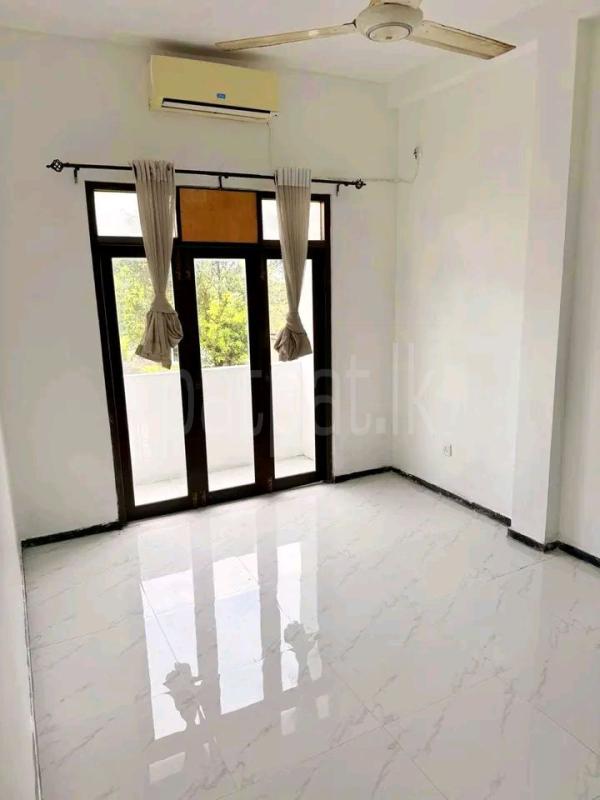 House for Sale in Akuregoda