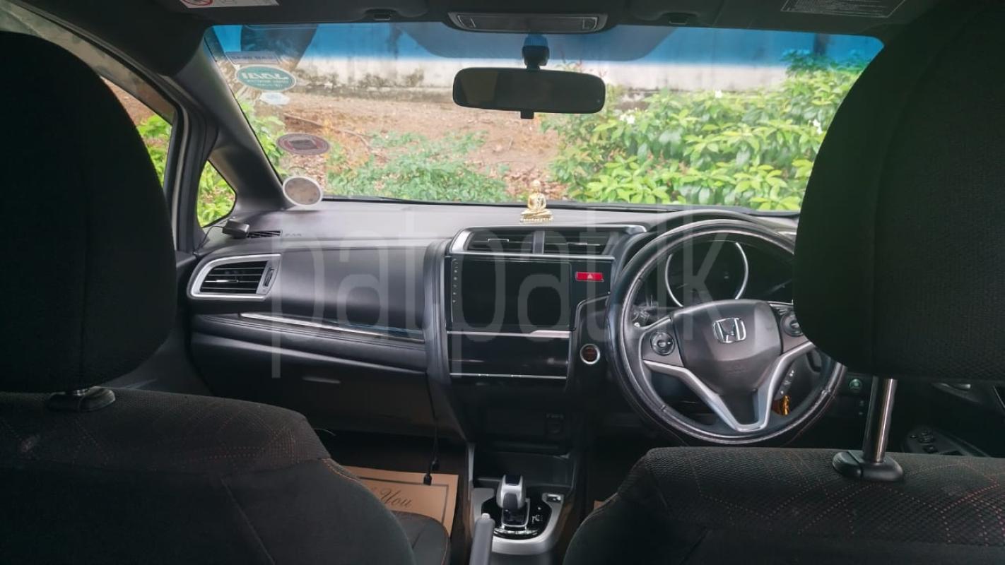 Advertisement image 6