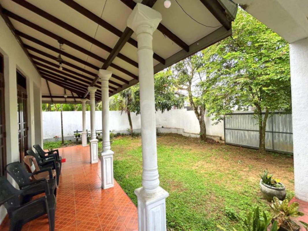 House for Sale in Kottawa ads-image-1