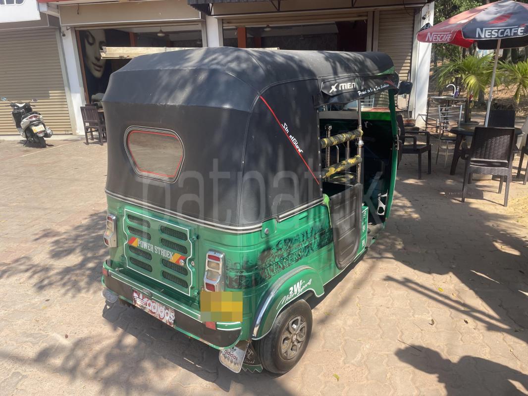 Advertisement image 4