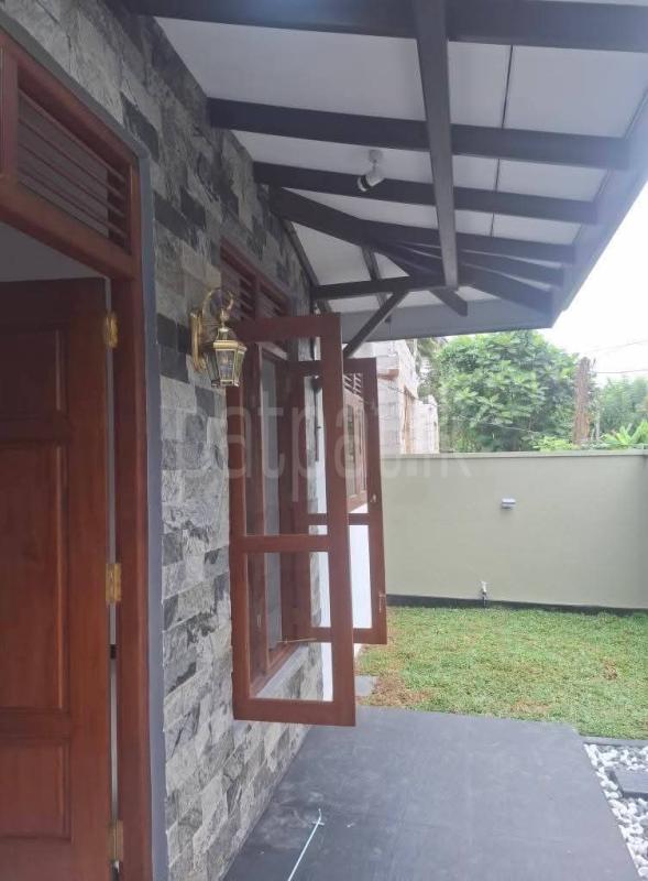 House for Sale in Homagama ads-image-1
