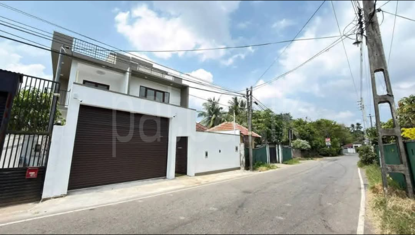 House for Sale in Kottawa ads-image-1