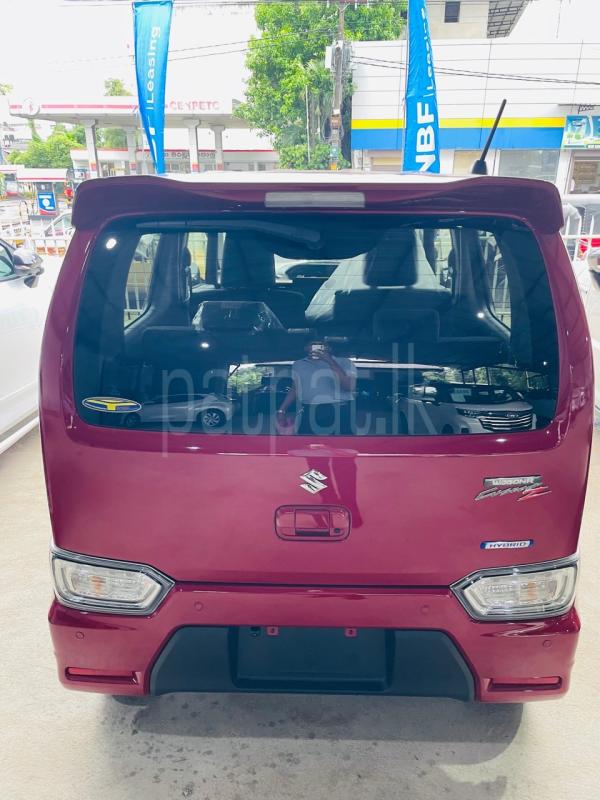 Advertisement image 3