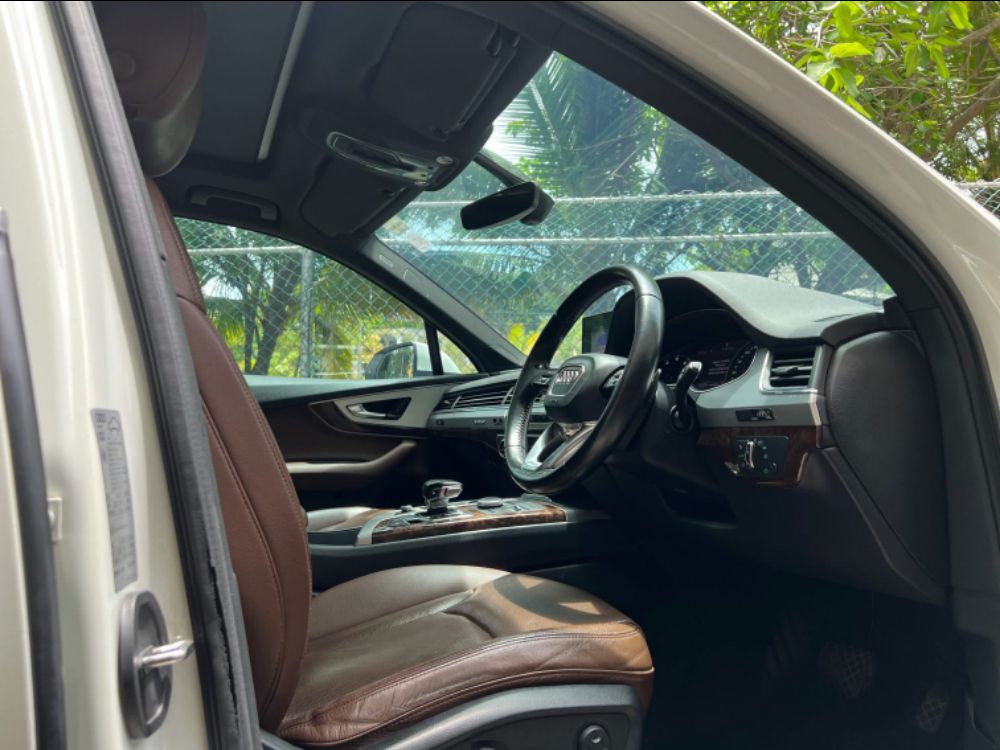 Audi Q7 2017 - Reconditioned SUV sale in Sri Lanka - patpat.lk