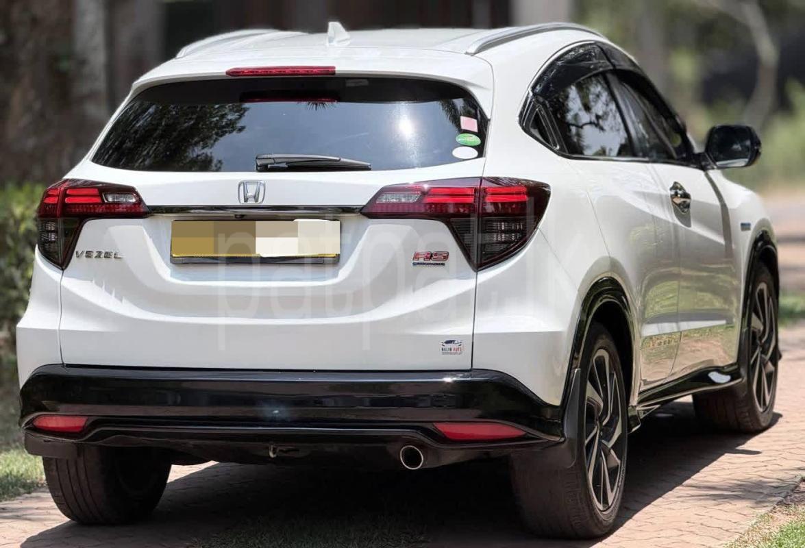 Honda Vezel 2018 - பயன்படுத்தப்பட்டது SUV sale in Sri Lanka - patpat.lk