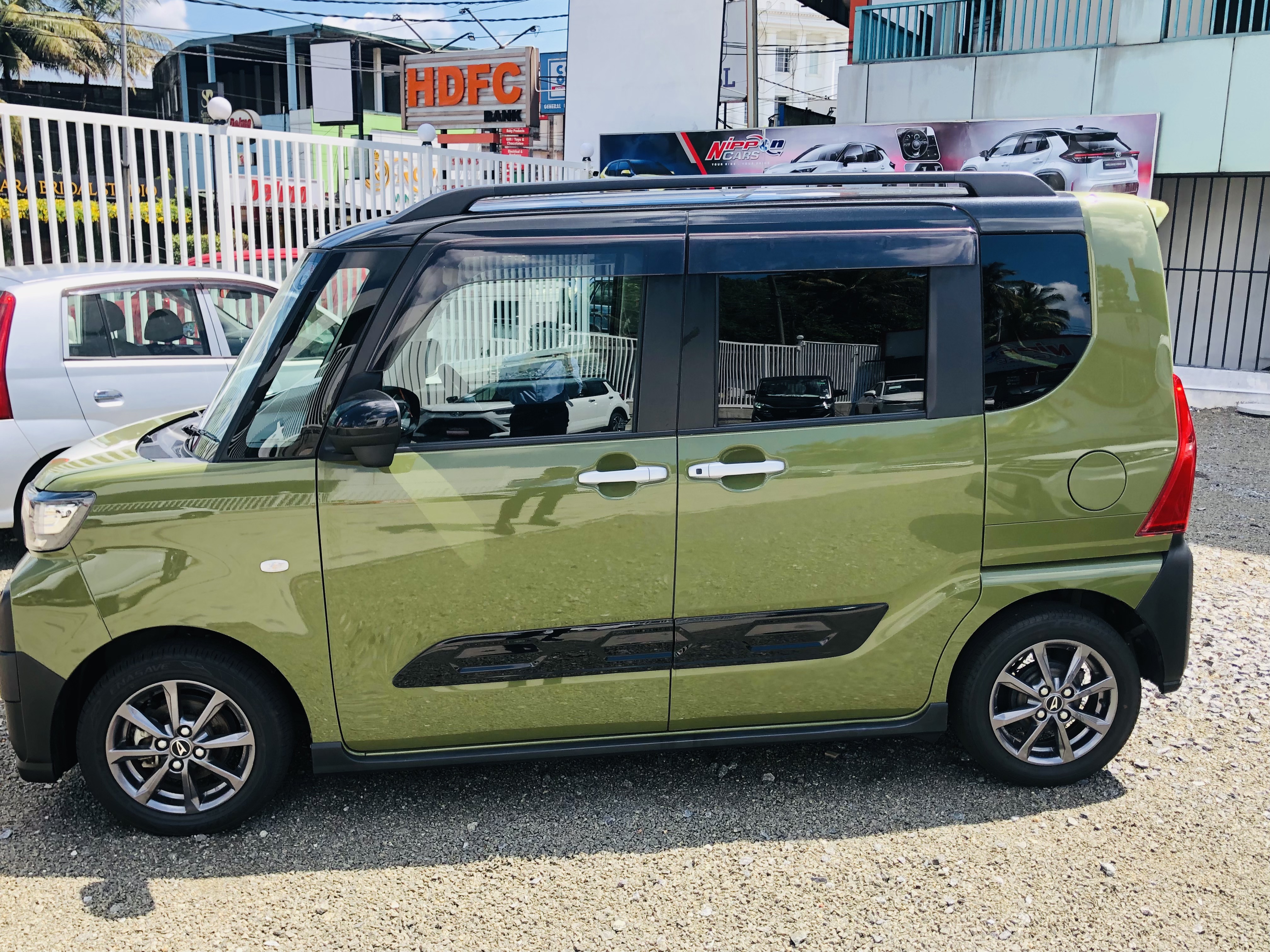 Daihatsu Tanto 2023 - Brand New Car sale in Sri Lanka - patpat.lk
