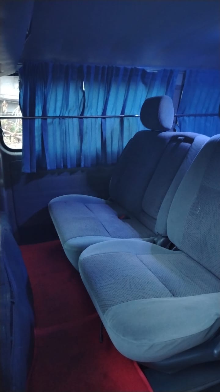 Nissan Caravan 2012 - பயன்படுத்தப்பட்டது வேன் sale in Sri Lanka - patpat.lk