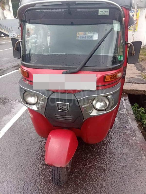 Bajaj Three Wheel 2015 - பயன்படுத்தப்பட்டது முச்சக்கர வண்டி sale in Sri Lanka - patpat.lk