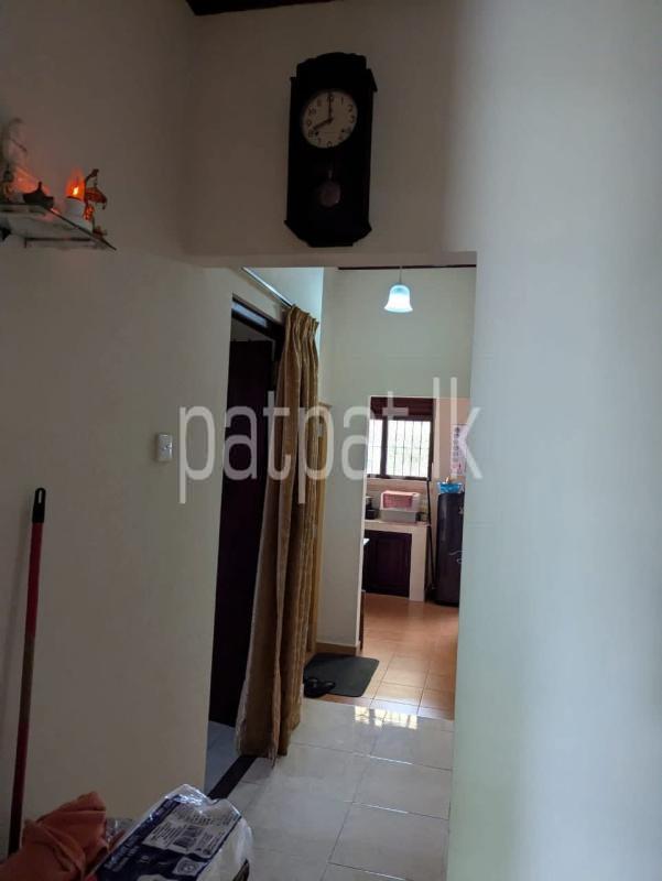 House for Sale in Athurugiriya