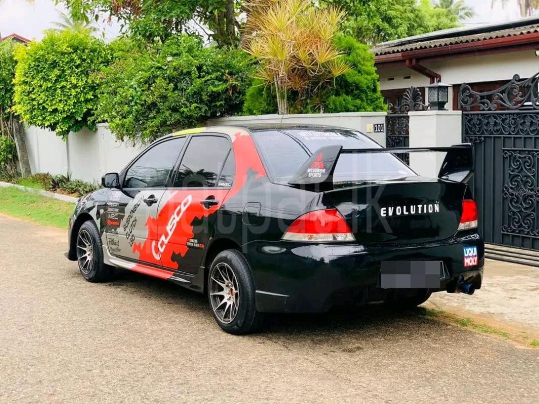 Advertisement image 4