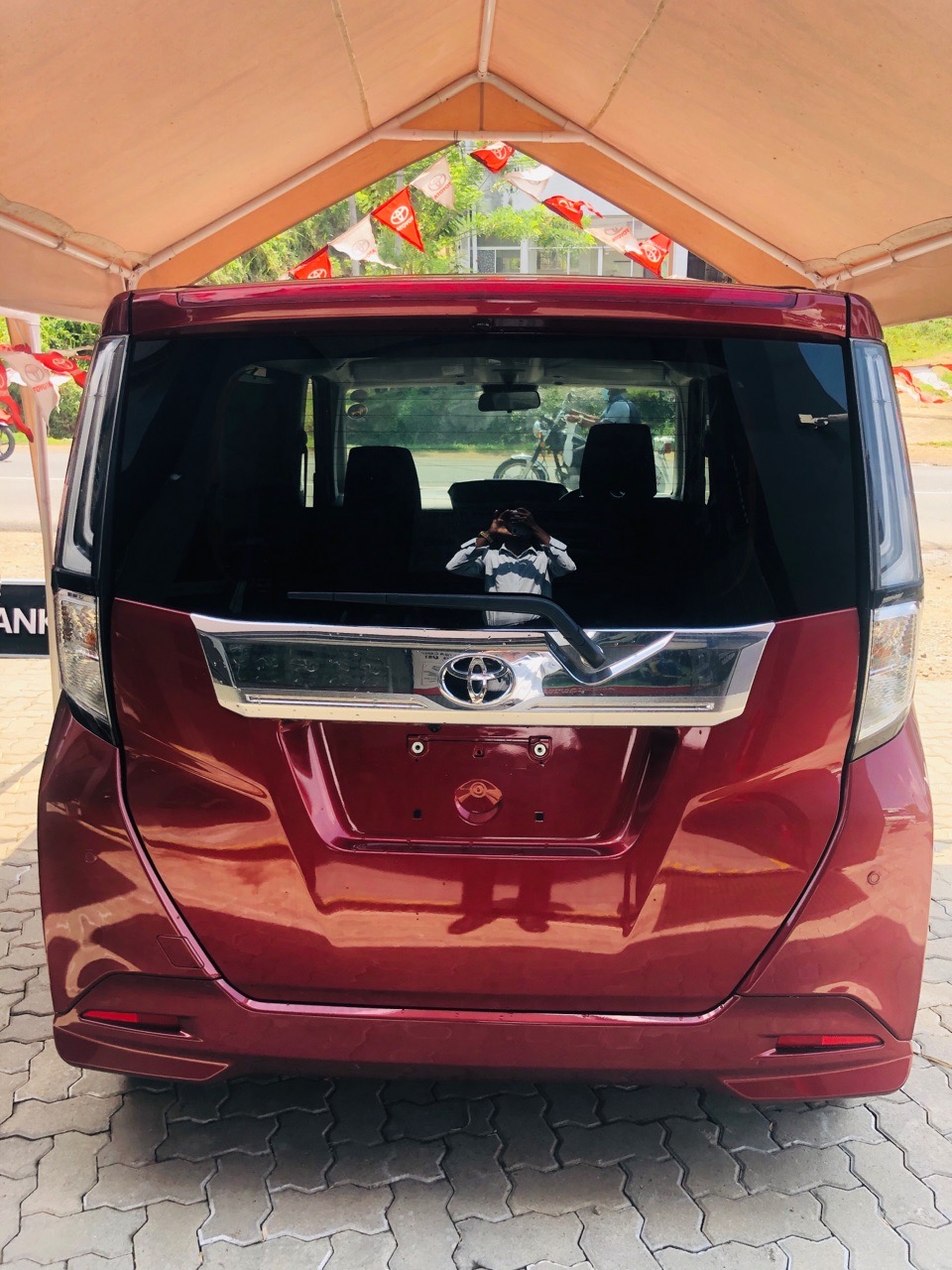 Toyota Roomy 2025 - Brand New Van sale in Sri Lanka - patpat.lk