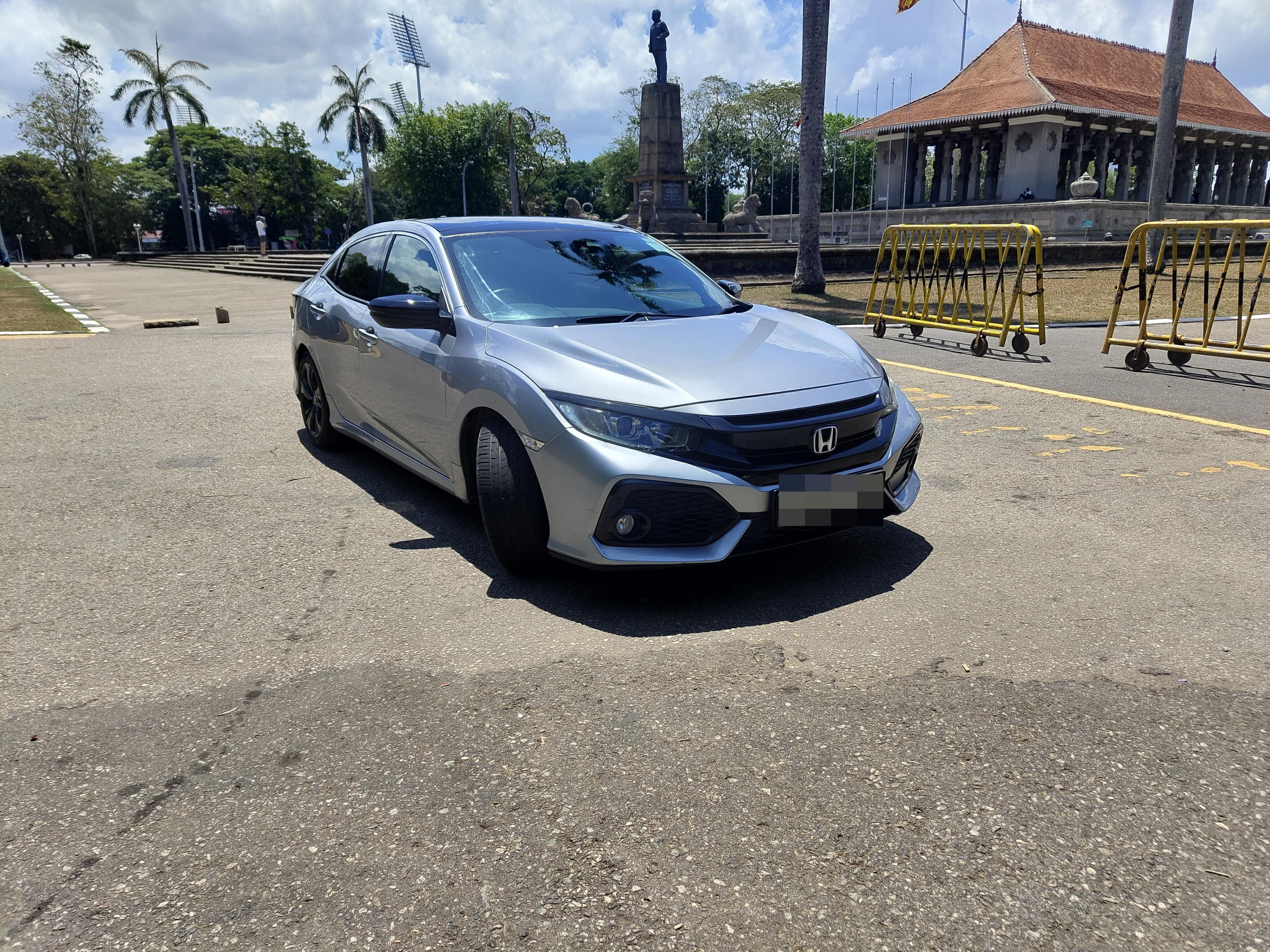 Honda Civic 2018 - Used Car sale in Sri Lanka - patpat.lk
