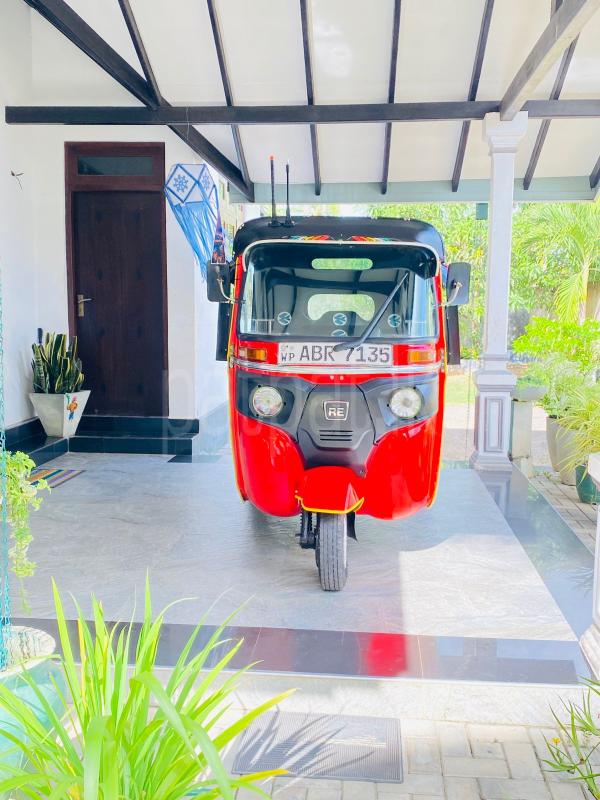 Bajaj 4 stroke 2014 - பயன்படுத்தப்பட்டது முச்சக்கர வண்டி sale in Sri Lanka - patpat.lk