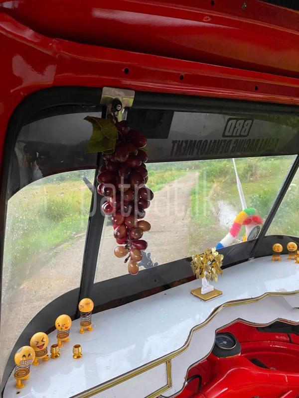 Advertisement image 6