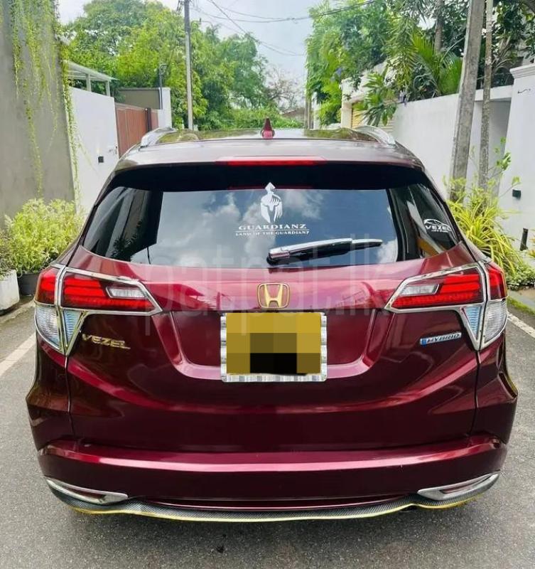 Honda Vezel 2014 - Used SUV sale in Sri Lanka - patpat.lk