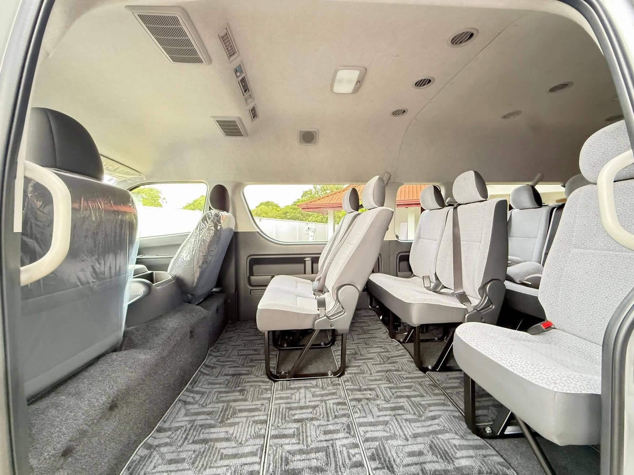 Toyota Hiace 2024 - சான்றளிக்கப்பட்டது வேன் sale in Sri Lanka - patpat.lk