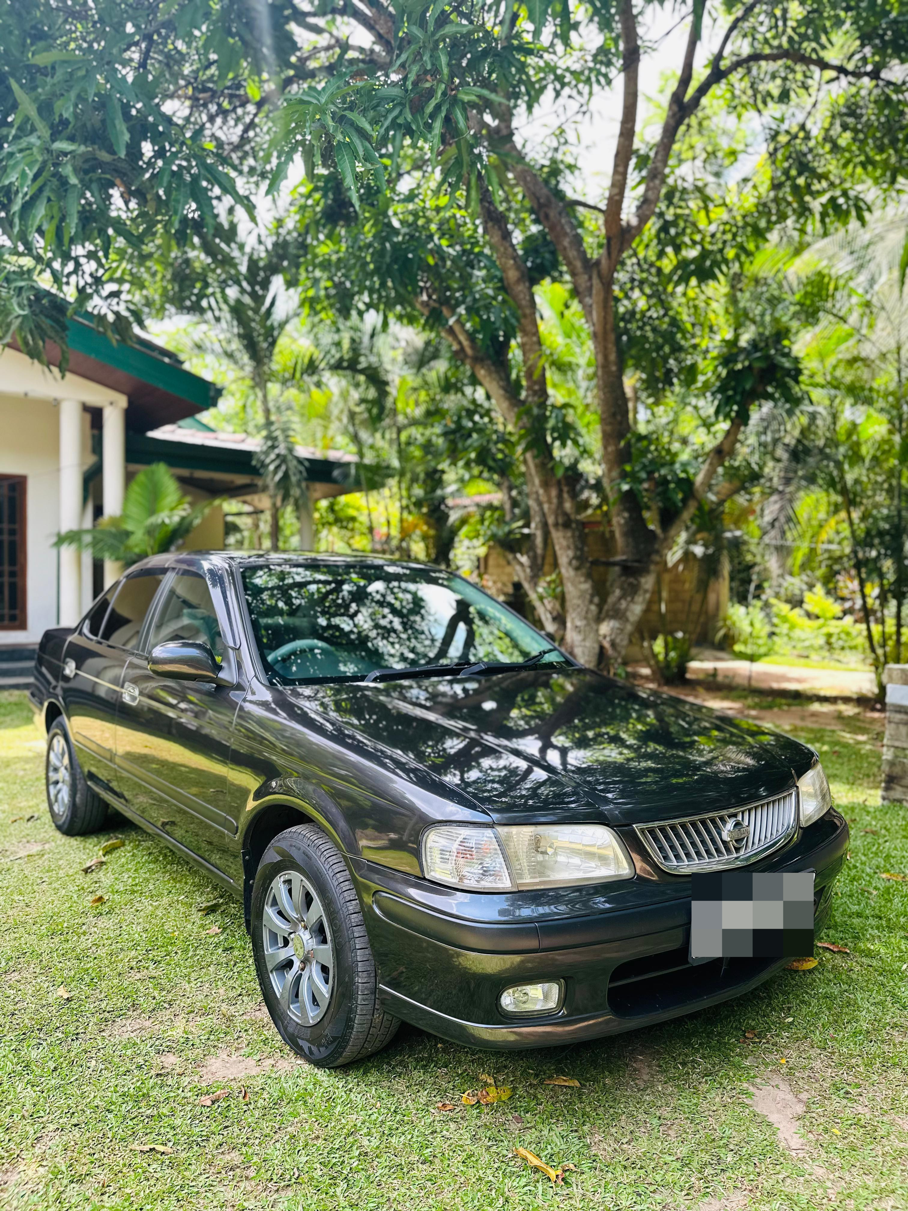 Nissan Sunny 2001 - பயன்படுத்தப்பட்டது கார் sale in Sri Lanka - patpat.lk