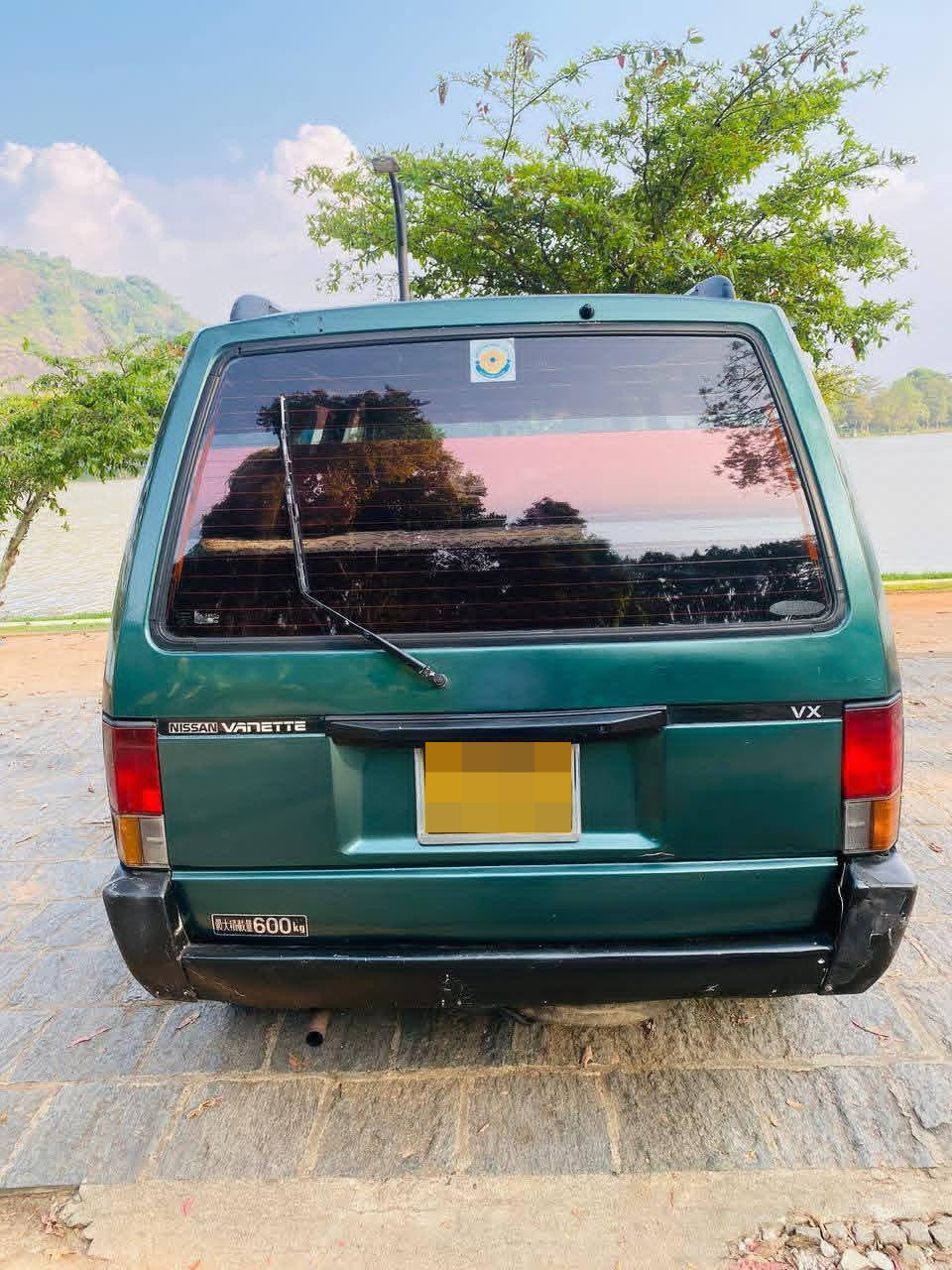Nissan Vanette 1996 - பயன்படுத்தப்பட்டது வேன் sale in Sri Lanka - patpat.lk