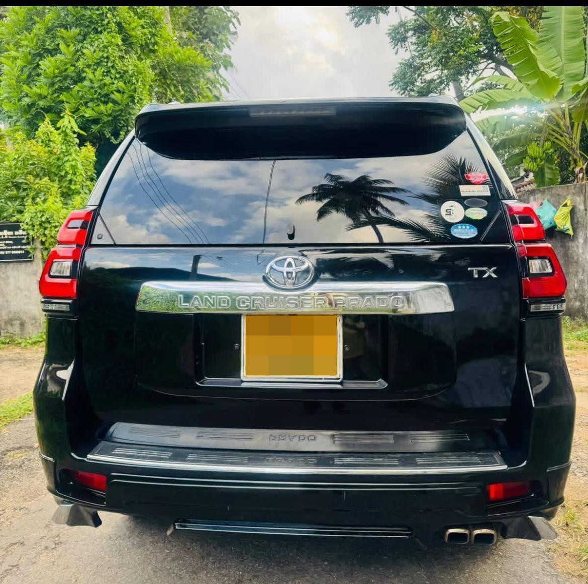 Toyota Land Cruiser 2010 - பயன்படுத்தப்பட்டது SUV sale in Sri Lanka - patpat.lk