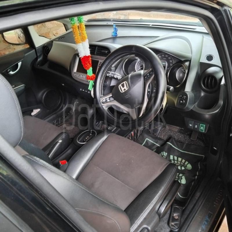 Honda Fit 2013 - பயன்படுத்தப்பட்டது கார் sale in Sri Lanka - patpat.lk