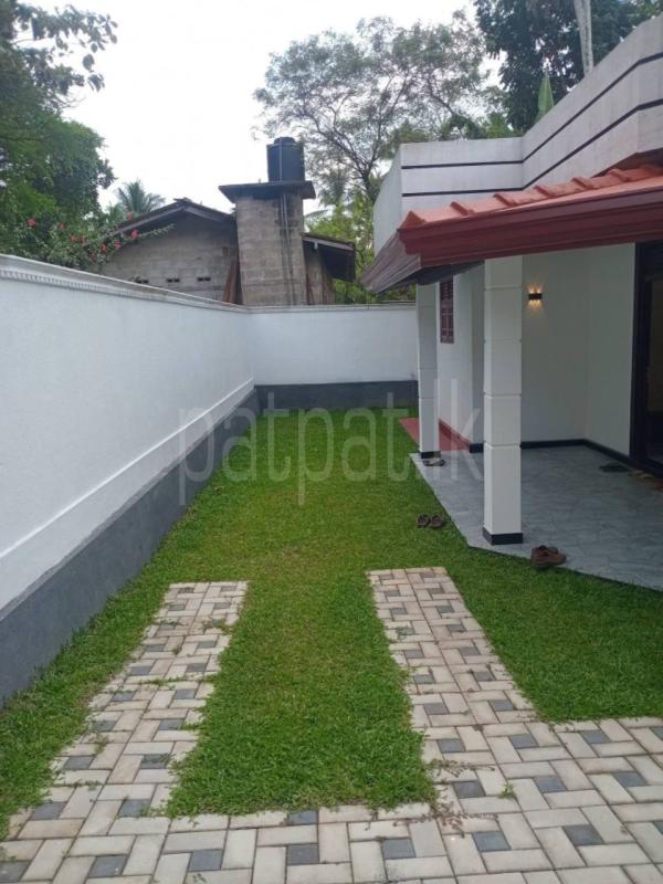 House for Sale in Homagama ads-image-1