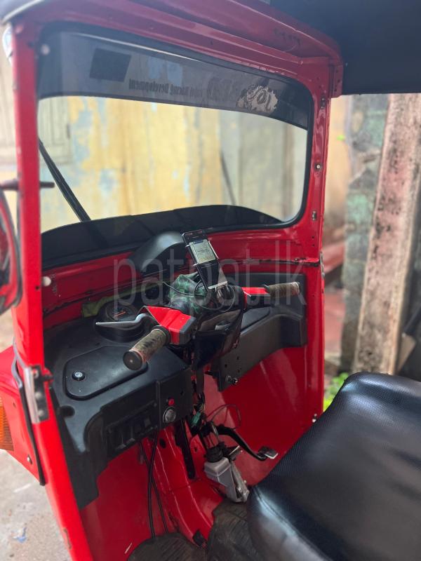 Bajaj 4 stroke 2012 - பயன்படுத்தப்பட்டது முச்சக்கர வண்டி sale in Sri Lanka - patpat.lk